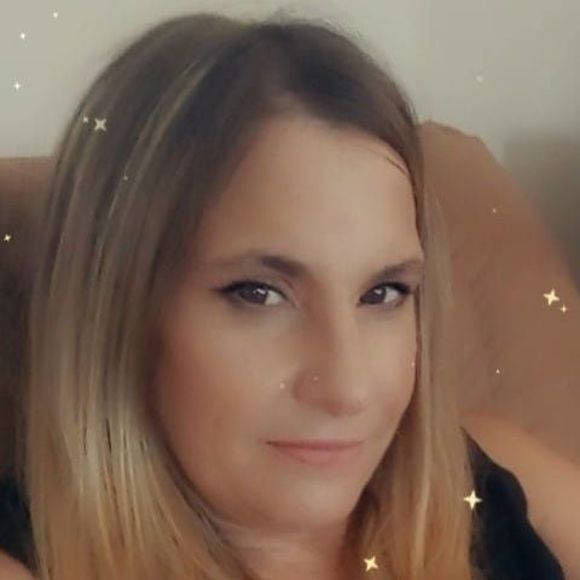 girlygurl1975